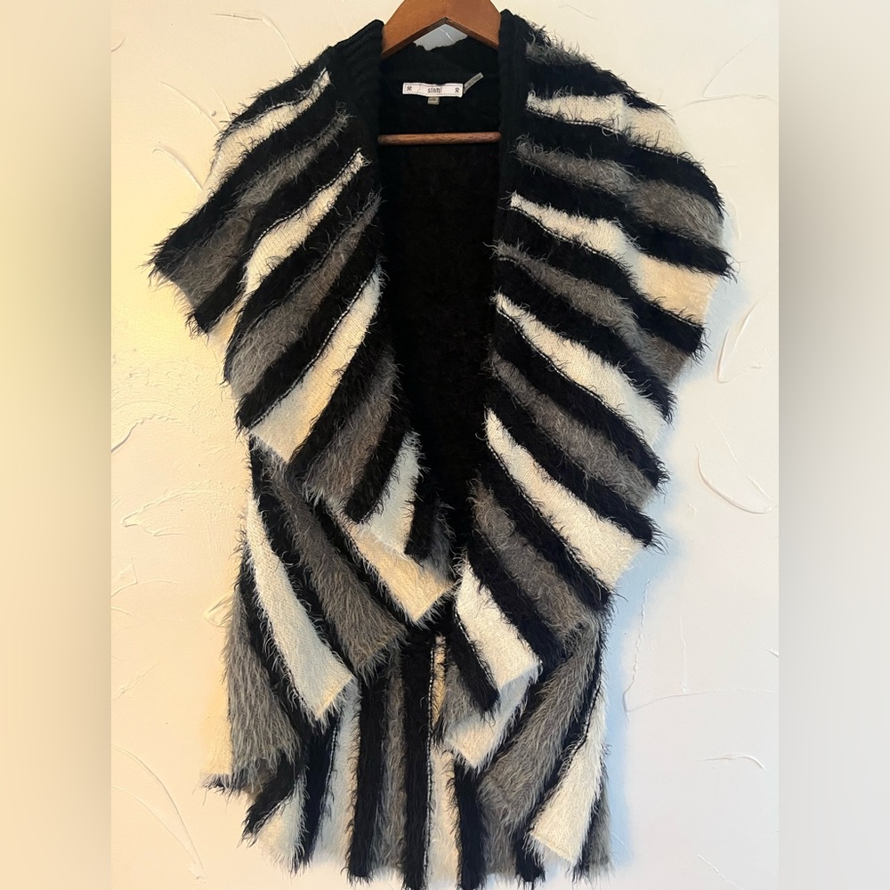 Sioni Studio Eyelash Waterfall Open Front Sweater Vest/Cardigan SZ L/XL